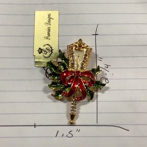 Premier Design Lamp post Christmas brooch